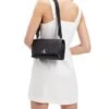 CALVIN KLEIN CK JEANS MINIMAL MONOGRAM Borsa Con Flap A Tracolla -Borse Sconto calvin klein ck jeans minimal monogram borsa con flap a tracolla black 8720107700796
