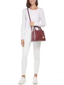 DKNY PAIGE Borsa A Mano In Pelle Stampa Cocco 11 DKNY PAIGE Borsa A Mano In Pelle Stampa Cocco -Borse Sconto dkny paige borsa a mano in pelle stampa cocco garnet 755405878081 4