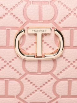 TWINSET LOGO ALL OVER Borsa Camera A Tracolla 11 TWINSET LOGO ALL OVER Borsa Camera A Tracolla -Borse Sconto twinset logo all over borsa camera a tracolla pink mousse 8052860545414 4